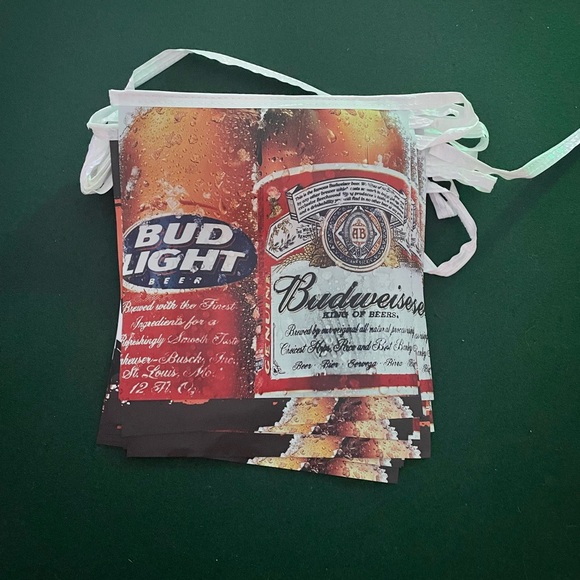 Cleveland Browns Budweiser/Bud Light Bar Banner - Picture 2 of 2